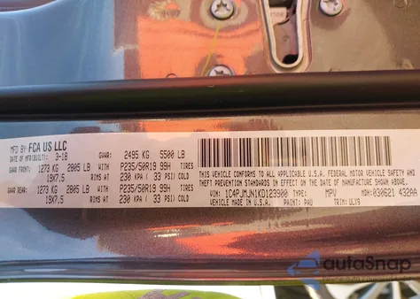 2019 Jeep Cherokee Overland 4X4 из США, поврежденный, VIN 1C4PJMJN1KD123900